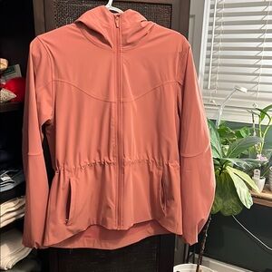 Lululemon Women's Hooded Jacket in Pink